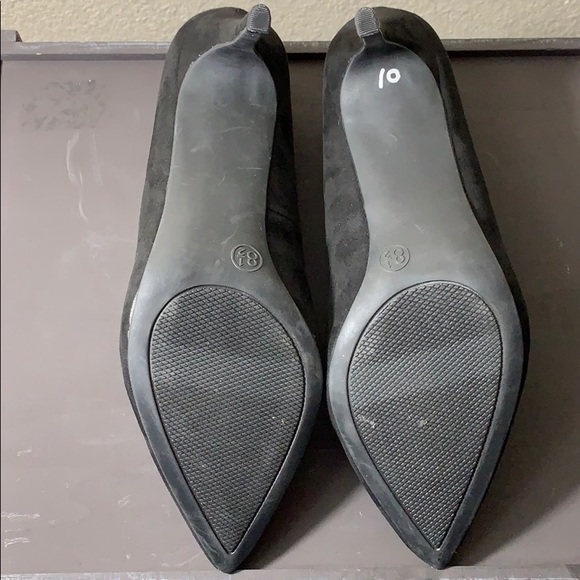 A New Day black pointed toe suede pumps - Picture 6 of 6